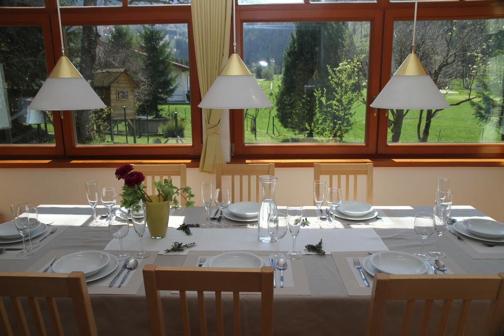 Villa Schnuck - Das Rote Ferienhaus Bad Gastein Bagian luar foto